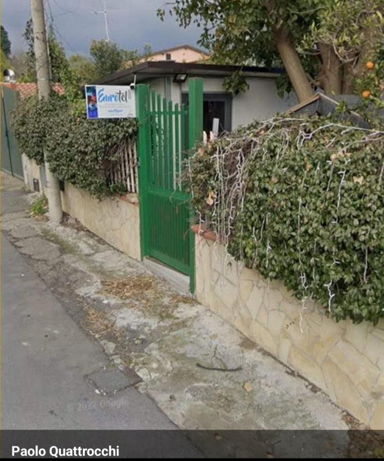 Appartamento suite deluxe climatizzato cucina giardino wifi rent a car Aci Bonaccorsi Esterno foto