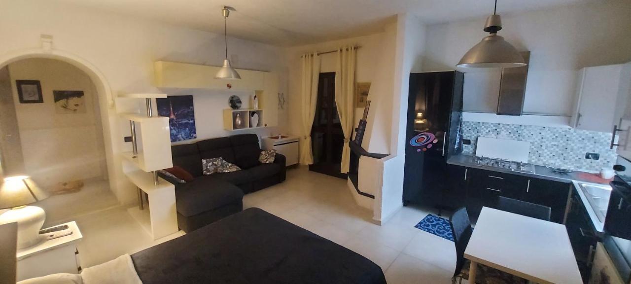 Appartamento suite deluxe climatizzato cucina giardino wifi rent a car Aci Bonaccorsi Esterno foto
